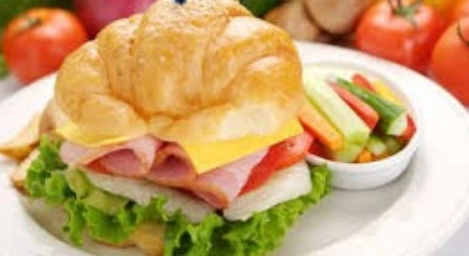 11 cách ăn sáng tệ hại hơn nhịn ăn