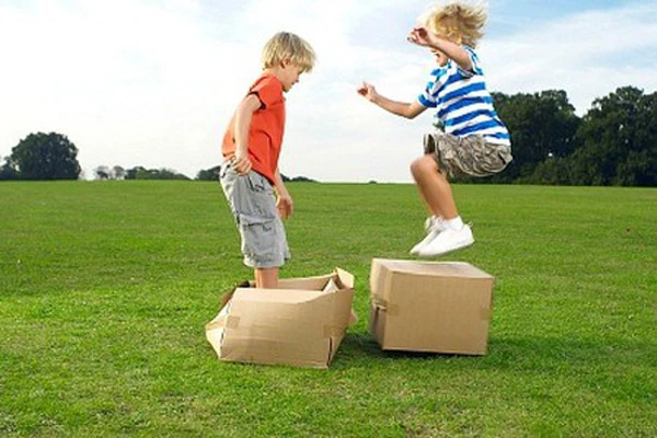 Cách xử trí thông minh khi con có tật táy máy