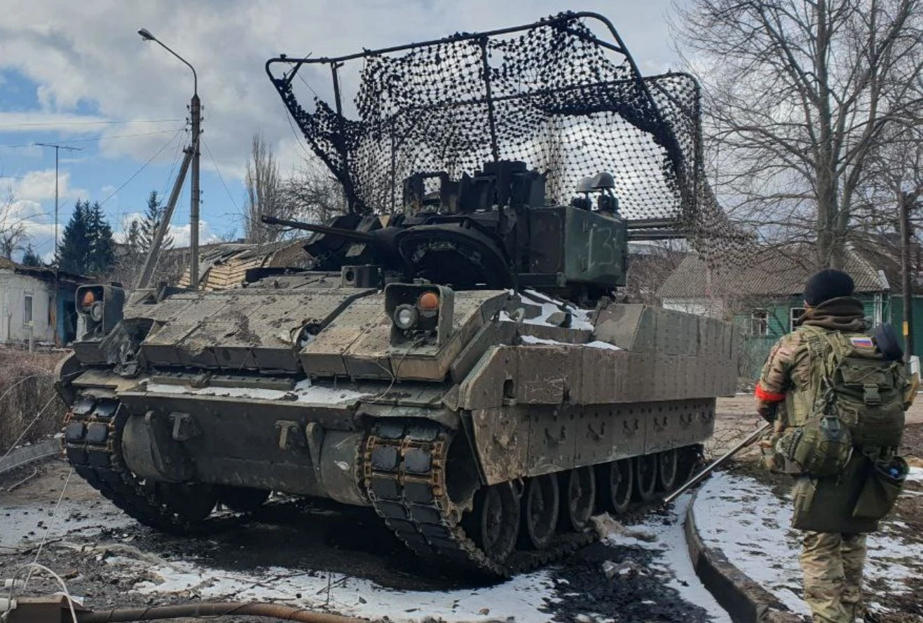 Nga thừa nhận xe Bradley của Mỹ vượt trội hơn BMP-3