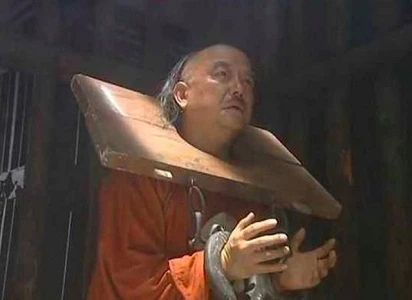 Vì sao Gia Khánh căm hận Hòa Thân tận xương tủy?