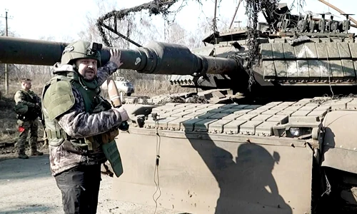 Binh sĩ Nga "làm giàu" nhờ bắt sống xe tăng Mỹ ở Kursk