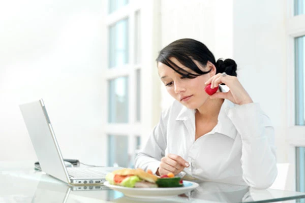 Mẹo chăm sóc da cho những cô nàng bận rộn