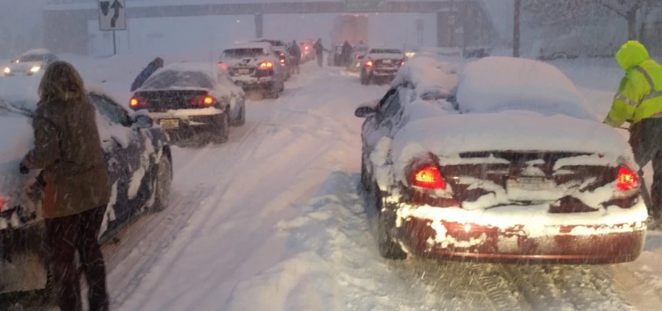 Tuyết rơi do hiệu ứng hồ - hiện tượng kỳ quái chỉ có ở Mỹ