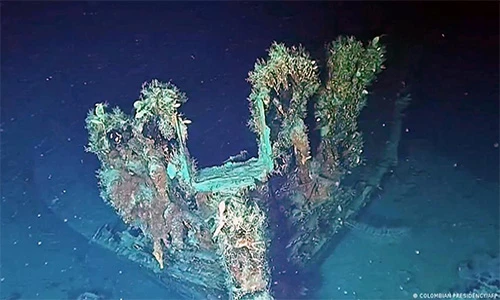 Công bố “tàu ma” sau 300 năm: Chứa 200 tấn vàng bạc châu báu!