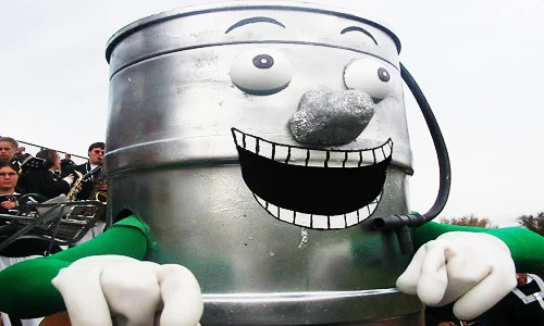 Điểm tên những linh vật trường học độc dị lạ nhất thế giới