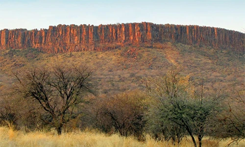 Vén màn bí ẩn 5 dãy núi cổ xưa nhất Trái Đất