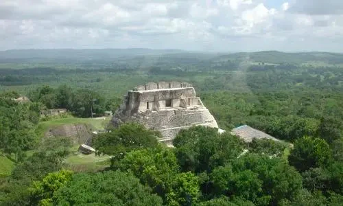 Phát hiện siêu xa lộ từ thời cổ đại: Tuyệt phẩm của người Maya?