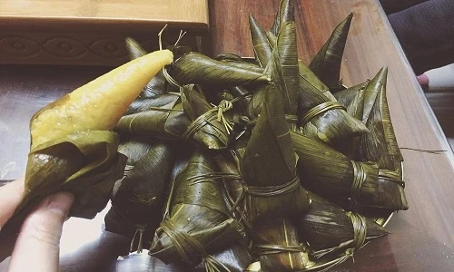 Khám phá bánh cooc mò dẻo thơm, đặc sản của người Tày