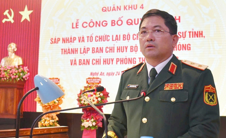 Trung tướng Nguyễn Hồng Thái phát biểu tại buổi lễ. anh-4-8561.jpg