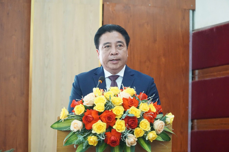 Ông Nguyễn Khắc Toàn tân Chủ tịch UBND tỉnh Khánh Hoà. z7017728543211-f347375c6dea4d9209d5b127527359de.jpg