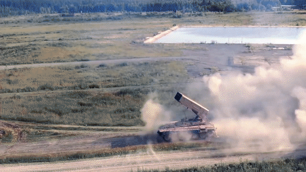 Có ít nhất hai loại đạn được sử dụng là đạn cháy và đầu đạn áp nhiệt.