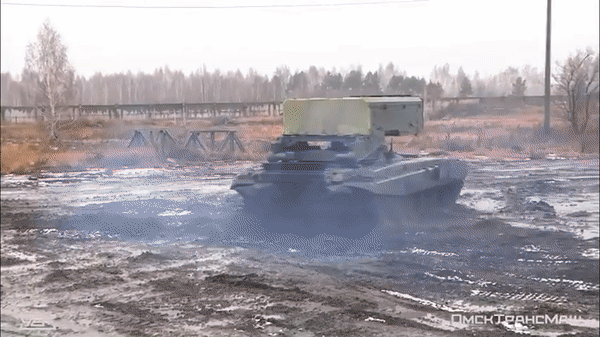 Iraq từng sử dụng hệ thống phái này để tấn công phiến quân khủng bố IS, trong khi Syria cũng đã dùng hệ thống này để chống lại phiến quân đối lập.