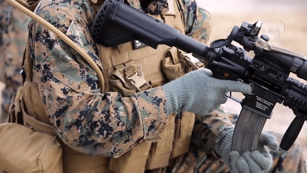 Có tốc độ bắn nhanh, chính xác cộng với khả năng cơ động cao, M27 được kỳ vọng trở thành khẩu súng trường tấn công đáng tin cậy của lính Mỹ trên chiến trường.