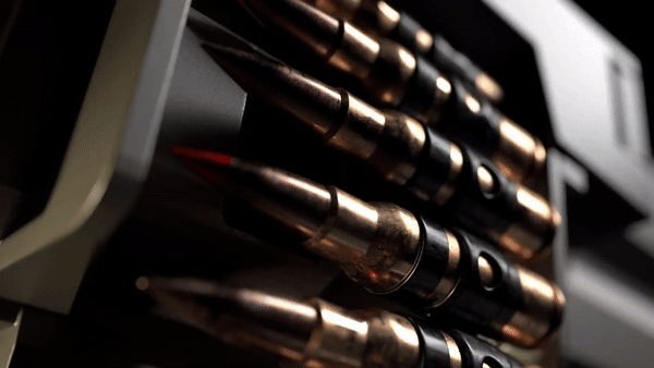 Phiên bản thứ hai dùng đạn 7,62 x 51 mm, chiều dài nòng 406 mm, tổng chiều dài là khi gập báng là 925 mm và khi mở báng là 1025 mm.