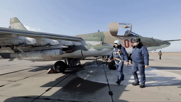 Hình ảnh chiến đấu cơ Su-25 Belarus được chính Bộ Quốc phòng Nga công bố.