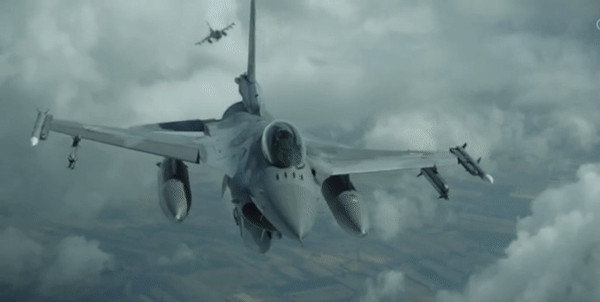 Tuyền thông Nga cho biết, trong những ngày gần đây, hoạt động của máy bay chiến đấu F-16 đã được quan sát thấy trên bầu trời khu vực Odessa, Ukraine.
