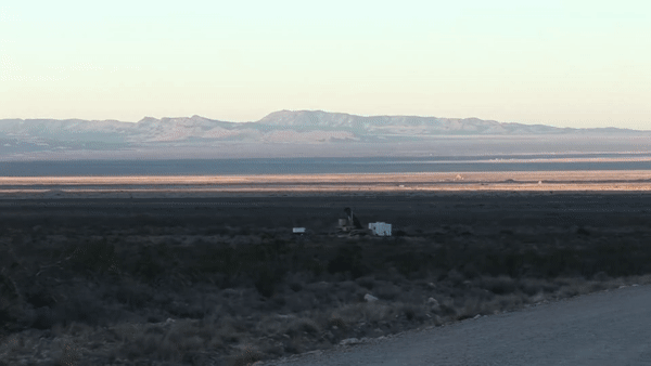 Theo thỏa thuận, Mỹ và Đức không cho phép Ukraine dùng vũ khí viện trợ tấn công vào máy chiến đấu khi chúng vẫn còn trên không phận Nga.