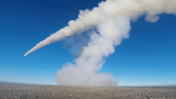 Trong các cuộc xung đột gần đây, Nga đã dùng tên lửa thuộc hệ thống K-300P Bastion-P bắn tên lửa P-800 để phá hủy các mục tiêu mặt đất gây nhiều thiệt hại cho đối phương.