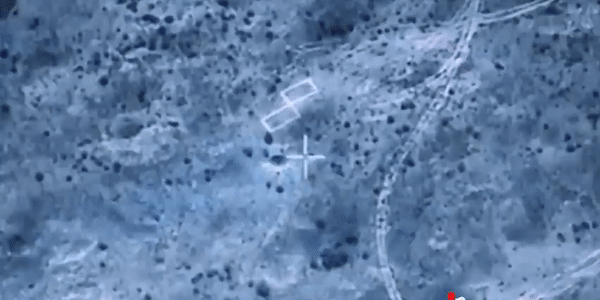 Không giống như tên lửa Kh-47M2 mang bởi máy bay MiG-31K có thể bị vệ tinh Mỹ phát hiện 15-20 phút trước khi va chạm, thì Iskander-1000 lại chỉ cho đối phương 2-7 phút để phát hiện và đánh chặn.