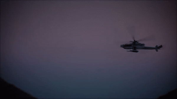 Tuy nhiên, vẫn có những người ở Washington thận trọng về việc gửi trực thăng tấn công, lo ngại rằng Moscow có thể coi đó là một sự leo thang đáng kể.