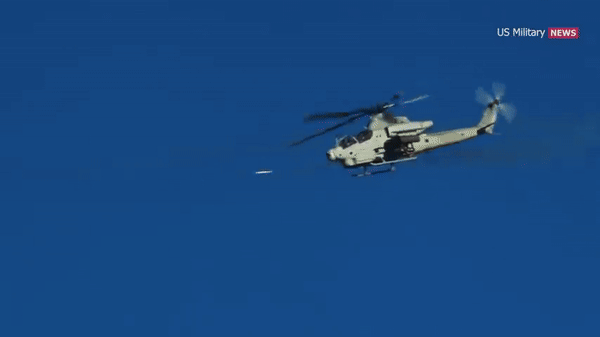 "Những chiếc trực thăng này có thể hoạt động ở những khu vực có tranh chấp, cung cấp hỗ trợ trên không tầm gần cho lực lượng của chúng tôi khi các hệ thống trên mặt đất không đáp ứng được", Tướng Ukraine Serhiy Kryvonos nhận xét.