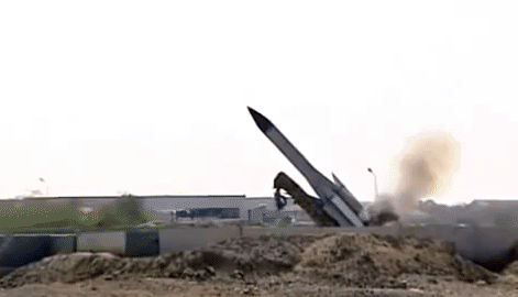 Vì thế S-200 cải thiện đáng kể hiệu quả so với dùng tín hiệu điều khiển vô tuyến thủ công trên mẫu S-75 Dvina trước đó.