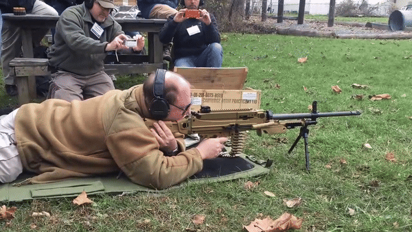 MG5 sử dụng loại đạn 7,62 x 51 mm tiêu chuẩn NATO cho sức công phá mạnh mẽ.