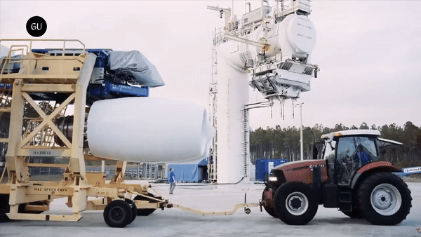 Rolls-Royce F130 là động cơ tuốc bin phản lực được chế tạo đặc biệt cho mục đích quân sự, chúng được phát triển từ dòng động cơ AE 3007 thương mại.