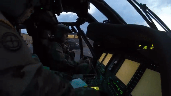 “Khi kết hợp với hệ thống tự động MATRIX, máy bay UH-60M đã có thể bay hàng trăm giờ mà không cần tới sự can thiệp tích cực từ phi công”, Lockheed Martin cho biết thêm.