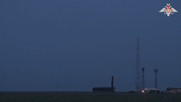 Tên lửa đạn đạo hạt nhân RS-24 Yars được trang bị từ 3-6 đầu đạn, có khả năng tấn công các mục tiêu khác nhau ở khoảng cách lên tới 12.000 km.