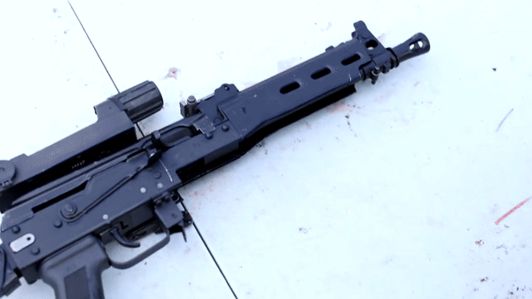 Các biến thể PP-19 Bizon đã cho thấy khả năng tác chiến hoàn hảo qua 3 cuộc chiến là chiến tranh Dagestan, chiến tranh Chechnya lần thứ hai và chiến tranh Nam Ossetia 2008.