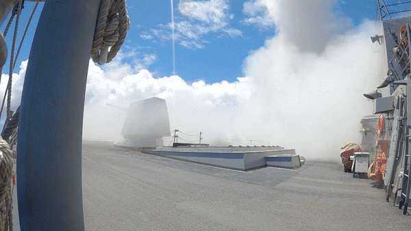 Loạt vụ đánh chặn tên lửa Iran có thể được thực hiện bởi tên lửa Arrow 3 của Israel hoặc tên lửa SM3 phóng từ tàu hải quân Mỹ.