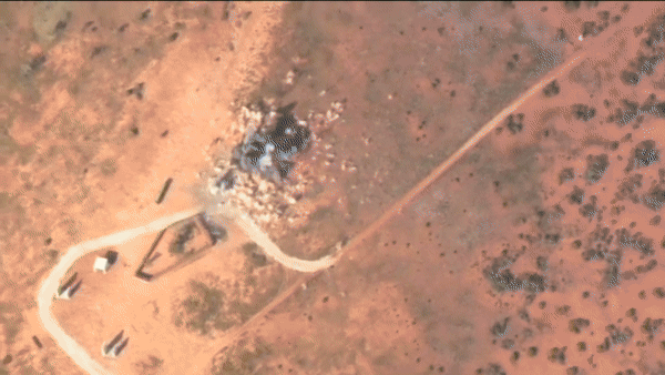 Nó có thể mang nhiều kiểu đầu đạn khác nhau gồm: Đầu đạn chứa 145 quả bom con BLU-97/B hoặc chứa một quả bom BLU-111/B.