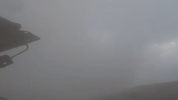 Tổ hợp Buk-M1 trang bị đài chỉ huy 9S470M1 hoàn toàn mới, giữ vai trò trung tâm, điều phối hoạt động và liên kết các thành phần khác, đồng thời theo dõi, đánh giá và phân tích kết quả sau khi tên lửa được phóng đi.