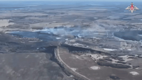 Các clip và hình ảnh chụp thực tế cho thấy loại bom lượn của Nga đã gây cho Ukraine nhiều thiệt hại lớn.