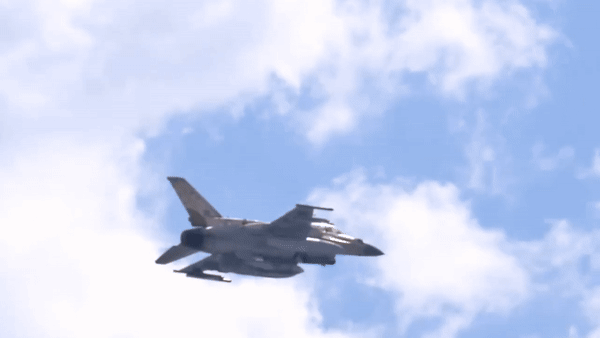 Được biết, F-16I Sufa là phiên bản tiêm kích F-16 hiện đại nhất của Không quân Israel - đây vốn là phiên bản nâng cấp của mẫu F-16D Block 52.