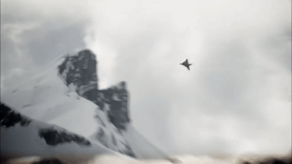 Vũ khí của Gripen-E/F rất đa dạng và có khả năng mang theo nhiều loại vũ khí cho các nhiệm vụ khác nhau.