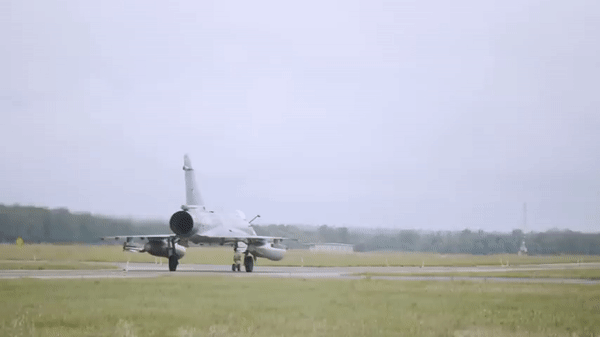 Lực lượng phòng vệ trên không Đài Loan được huấn luyện tốt, sở hữu nhiều tiêm kích hiện đại của phương Tây hoặc tự sản xuất.