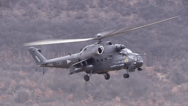 Loại trực thăng này được sản xuất với khá nhiều biến thể bao gồm Mi-24A/BM|BMT/U.