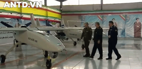 Tình báo Anh ngày 8/3 công bố hình ảnh và thông tin cho biết, Nga đã triển khai UAV Mohajer-6 tối tân của Iran phát triển tại bán đảo Crimea.