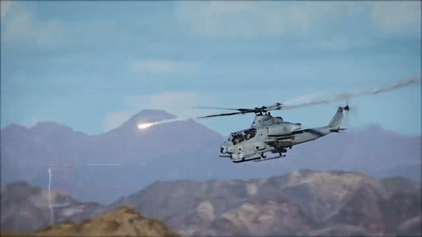 Chương trình phát triển AH-1Z Viper được TQLC Mỹ thai nghén từ tận giữa những năm 1990 và chính thức đi vào biên chế vào năm 2012.