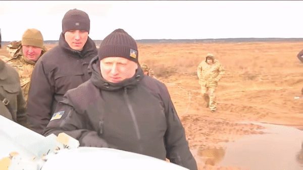 Thậm chí loại tên lửa này được cho là vừa tiêu diệt cả tổ hợp phòng không S-400 của Nga đóng tại Crimea.