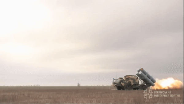 Tuy vậy giới hạn về tài chính đã khiến cho loại tên lửa diệt hạm này đã không được sản xuất với số lượng lớn trước khi xung đột với Nga nổ ra.