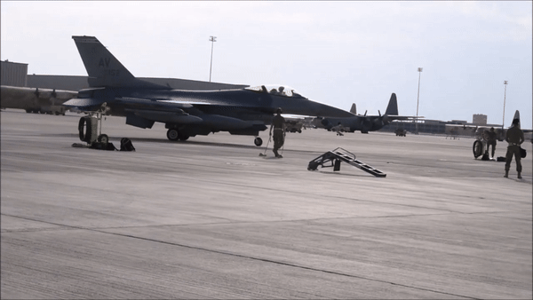 Theo tướng Sergei Naev, giai đoạn hỗ trợ quân sự tiếp theo của phương Tây cho Ukraine bao gồm việc cung cấp máy bay chiến đấu F-16 và tên lửa có tầm bắn từ 300 đến 500 km.