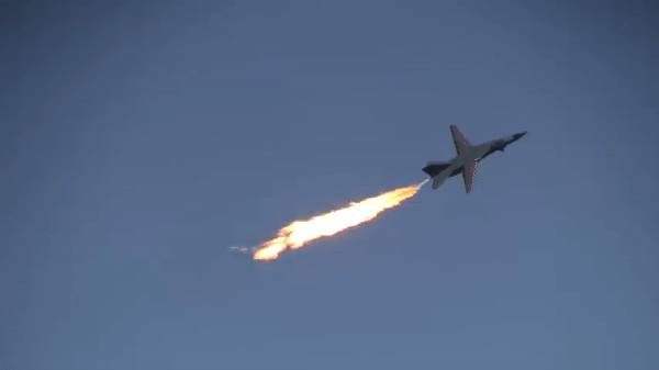 Bốn chiếc F-111 đã không thể thả bom vì lỗi kỹ thuật, còn một chiếc nữa buộc phải hạ cánh xuống Tây Ban Nha do động cơ quá nóng. Bảy máy bay đã thả bom sai mục tiêu, một số đã phát nổ tại khu dân cư và suýt nữa đã phá hủy Đại sứ quán Pháp.