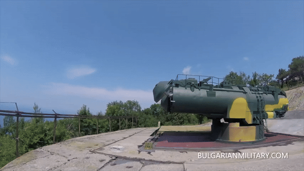 Tên lửa sử dụng phương thức dẫn đường quán tính, có hiệu chỉnh trong giai đoạn đầu kết hợp với radar chủ động ở giai đoạn cuối.