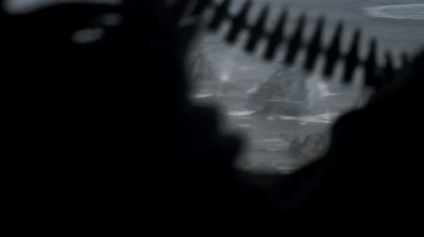 Nhà máy Mauser-Werke đã phát triển một khẩu súng máy sử dụng đạn 7,92 mm lắp băng đạn 50 viên hoặc 250 viên, đó chính là MG42.