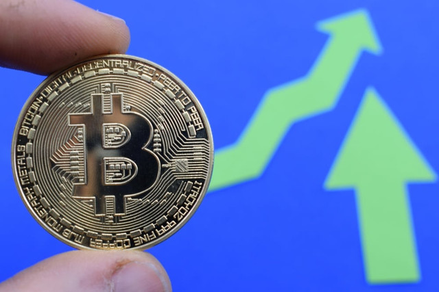 Giá Bitcoin hôm nay 25/6: Từ 11.361 USD giảm xuống còn 11.075 USD/BIT ảnh 1 Image result for bitcoin