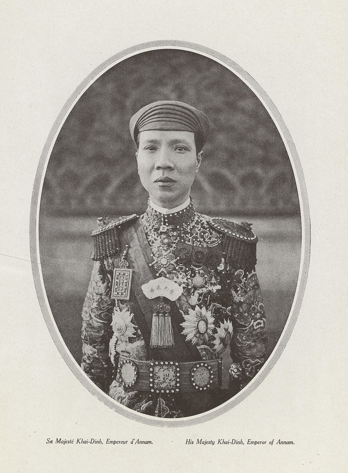 Chân dung vua Khải Định, người ở trên ngai vàng nhà Nguyễn từ năm 1916-1925. Ảnh: Bunum.univ-cotedazur.fr.