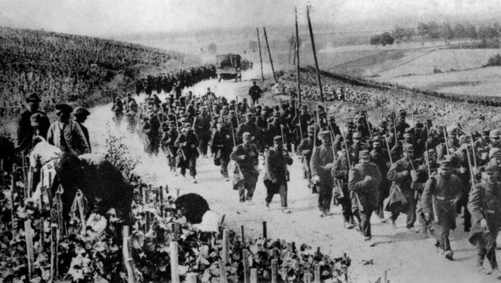 Trận Rossignol diễn ra vào ngày 22/8/1914, là một cuộc giao chiến trong trận Biên giới Bắc Pháp trong cuộc Thế chiến I. Trận đánh bùng nổ khi Quân đoàn Thuộc địa của Pháp dốc sức chặn đà tiến của Tập đoàn quân số 4 và số 5 của Đức tại khu vực biên giới phía Bắc nước Pháp.